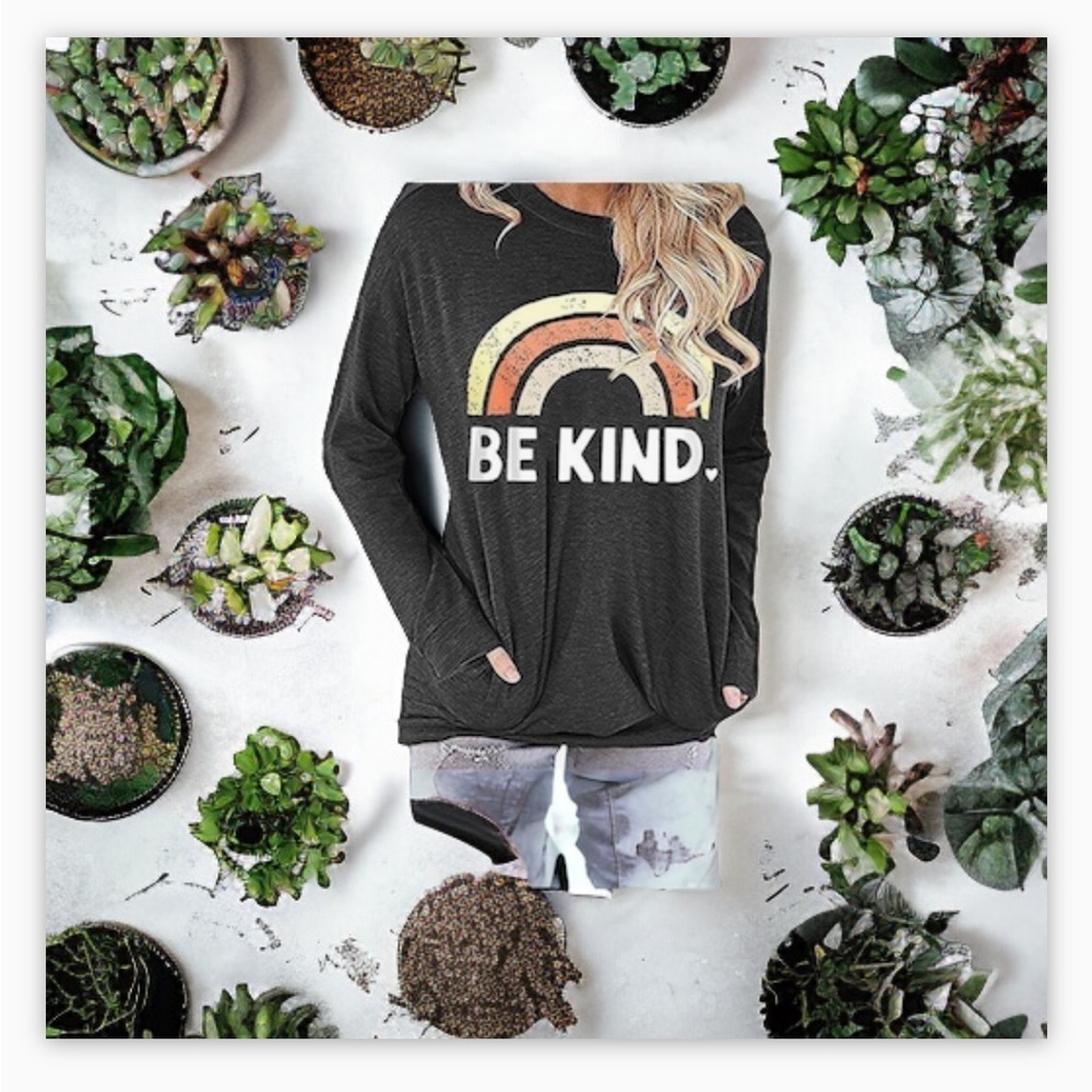 FuyxxmerBe Kind rainbow Sweatshirt with Pockets-like newSz M-L☀️Lake life!​​ - Picture 10 of 14